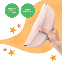 Нагрудник для кормления &laquo;Кит&raquo;, силиконовый, с карманом, цвет молочный