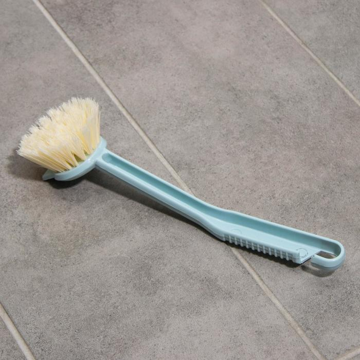 Щётки для уборки Доляна, 4 предмета: совок, 3 щётки, 30&times;21&times;12 см, цвет МИКС