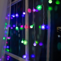 Гирлянда &laquo;Бахрома&raquo; 3 &times; 0.5 м с насадками &laquo;Шарики и ёжики&raquo;, IP20, прозрачная нить, 80 LED, свечение мульти (RG/RB), мигание, 220 В