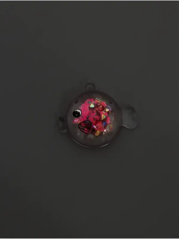 Подвеска для творчества акрил "Рыбка" с глиттером светится в темноте МИКС 2,6х3,1х1 см