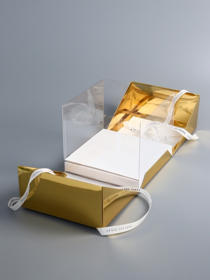 Коробка под бенто-торт с ленточками, золотая , 21 х 21 х 18 см