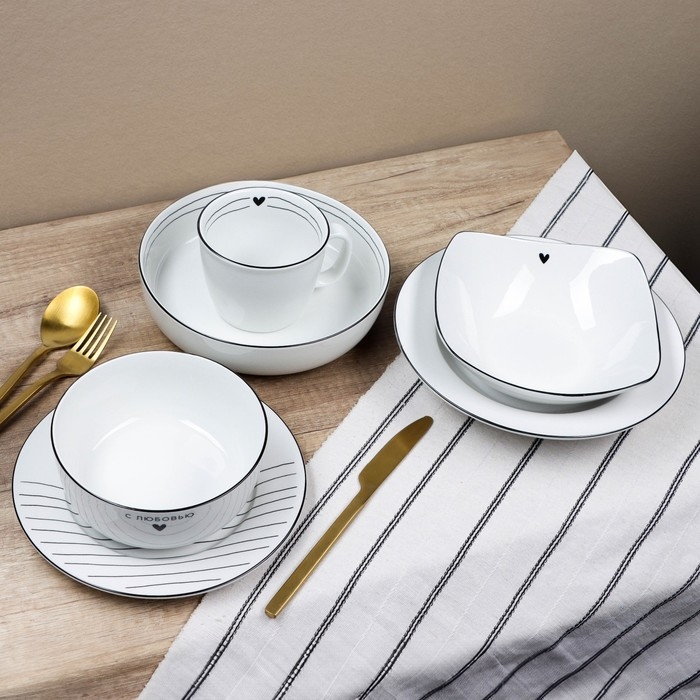 Глубокая тарелка керамическая &laquo;С любовью&raquo;, 17.5 х 17.5 х 5.5 см, 500 мл