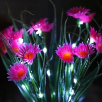 Садовый светильник на солнечной батарее &laquo;Маргаритки&raquo;, 70 см, 42 LED, свечение белое