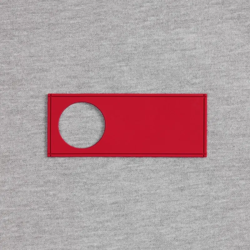 Лейбл из ПВХ с вырубкой &laquo;Круг&raquo;, красный