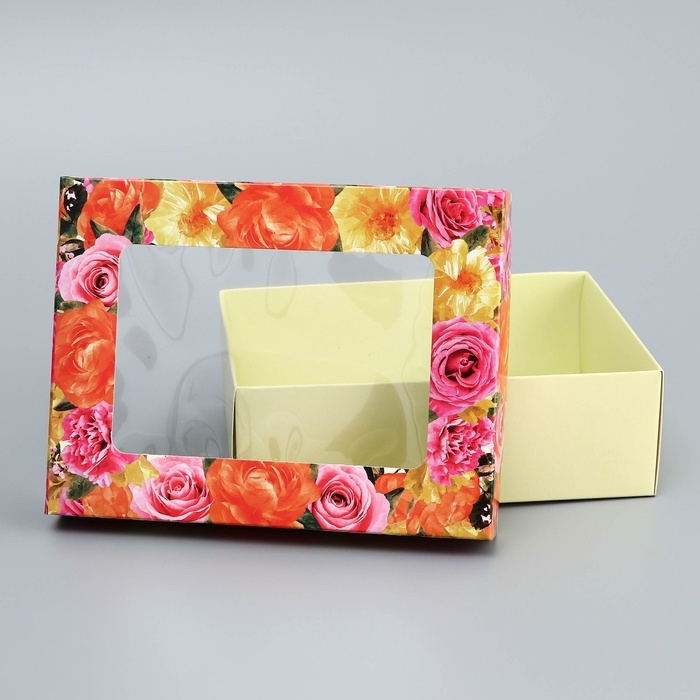 Коробка складная, крышка-дно, "Цветочки", 16,5 х 12,5 х 5,2 см с окном