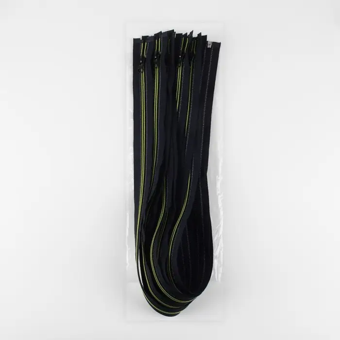 Молния &laquo;Спираль&raquo;, №5, разъёмная, светоотражающая, замок автомат, 80 см, чёрная, зелёная