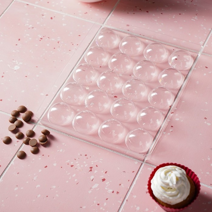 Форма для шоколада и конфет &laquo;Полусфера&raquo;, 23,6&times;18,8 см, 20 ячеек 4&times;4&times;1,8 см, цвет прозрачный