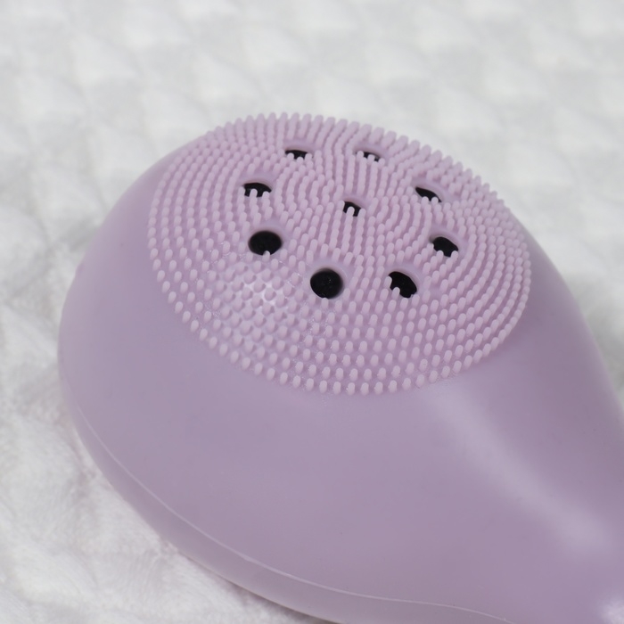 Щётка для умывания &laquo;Кит&raquo;, силиконовая и поролоновая, 9,8 см, цвет МИКС