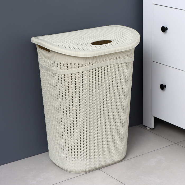 Корзина бельевая с крышкой &laquo;Вязание&raquo;, 55 л, 45&times;36&times;57 см, цвет белый ротанг