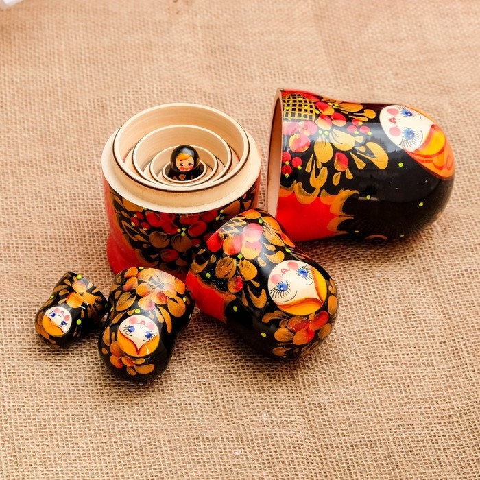 Матрёшка &laquo;Рябинка&raquo;, чёрный платок, 5 кукольная, 18 см