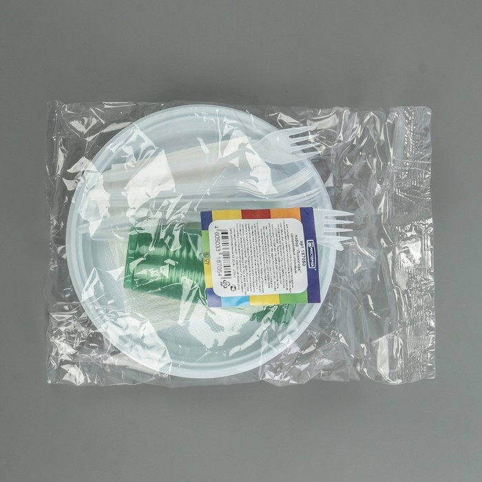 Набор пластиковой одноразовой посуды на 6 персон «Пикничок», цвет МИКС Набор пластиковой одноразовой посуды на 6 персон «Пикничок», цвет МИКС