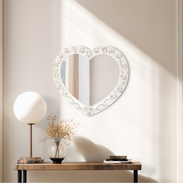 Зеркало настенное Зеркало настенное "Сердце" ,41х35 см, белый с золотом