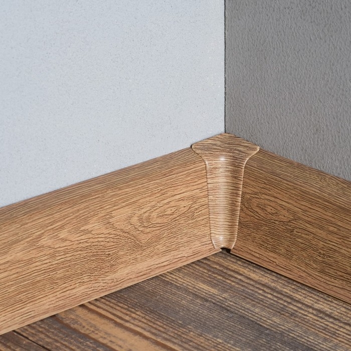 Плинтус напольный 55мм "Деконика", 211 Дуб рустик 2,2м