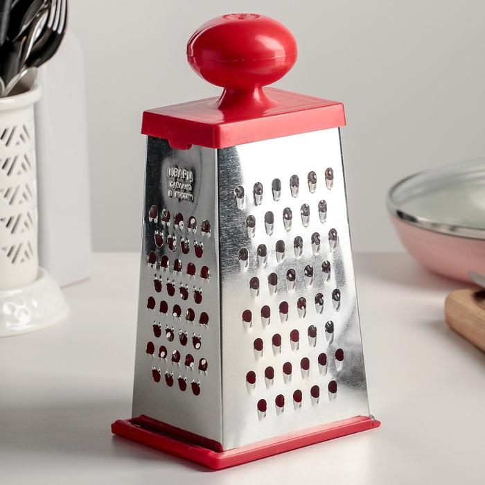 Тёрка &laquo;Комфорт&raquo; 4 грани, с крышкой-дозатором и круглой пластмассовой ручкой, 11&times;8,5&times;23 см, цвет МИКС