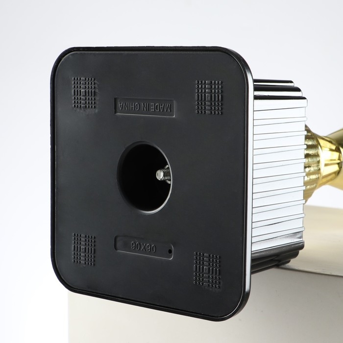 Кубок 155B, наградная фигура, золото, подставка пластик, 36,3 &times; 18,4 &times; 10,5 см.