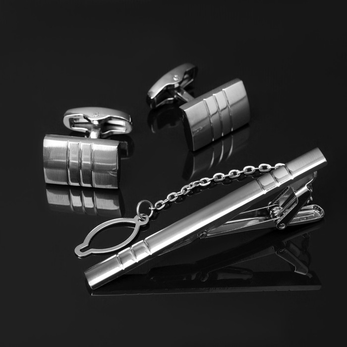 Набор мужской стальной «Запонки + Зажим для галстука» брутальность, цвет чёрный в серебре Набор мужской стальной «Запонки + Зажим для галстука» брутальность, цвет чёрный в серебре