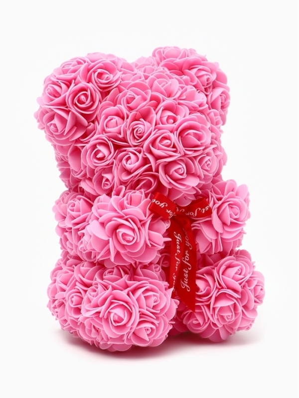Медведь из розовых роз Медведь из розовых роз