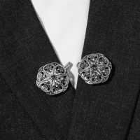 Зажим для кардигана «Цветы», цвет чёрно-серый в чернёном серебре Зажим для кардигана «Цветы», цвет чёрно-серый в чернёном серебре