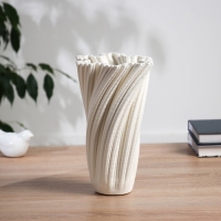 Ваза керамика настольная "Алойз" виток, 24х15 см, белый Ваза керамика настольная "Алойз" виток, 24х15 см, белый