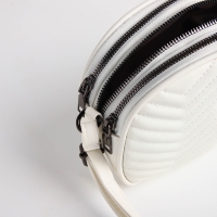 Сумка женская кросс-боди на молнии, цвет белый