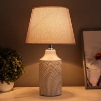 Настольная лампа "Лаура" Е14 40Вт бело-серый 22х22х39 см Настольная лампа "Лаура" Е14 40Вт бело-серый 22х22х39 см