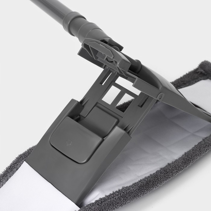 Швабра для мытья пола плоская Доляна, насадка из микрофибры 43&times;14 см, телескопическая ручка 80(120) см