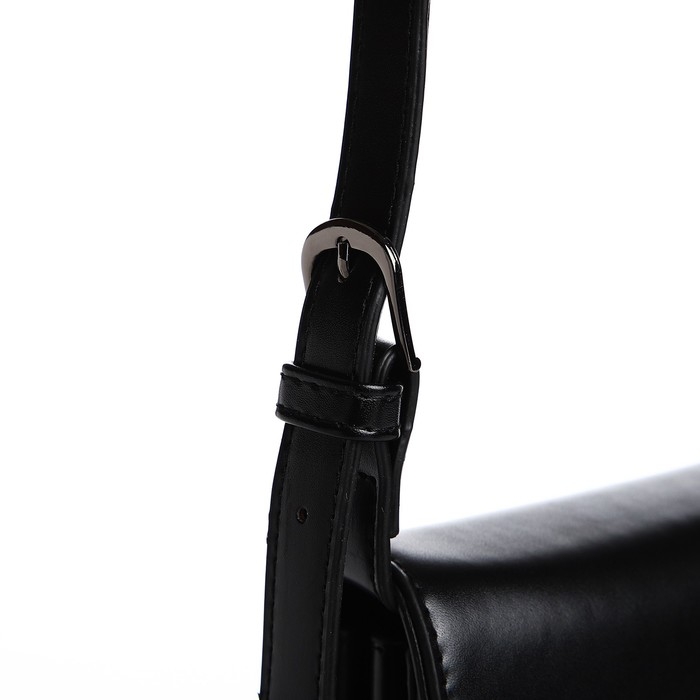 Сумка-мессенджер на магните, цвет чёрный Сумка-мессенджер на магните, цвет чёрный