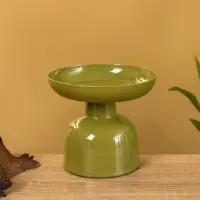 Подсвечник на 1 свечу "Авокадо" глянцевый 10х10х9 см