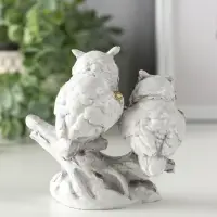 Сувенир полистоун "Белые филины на коряге" 5х9х8,5 см