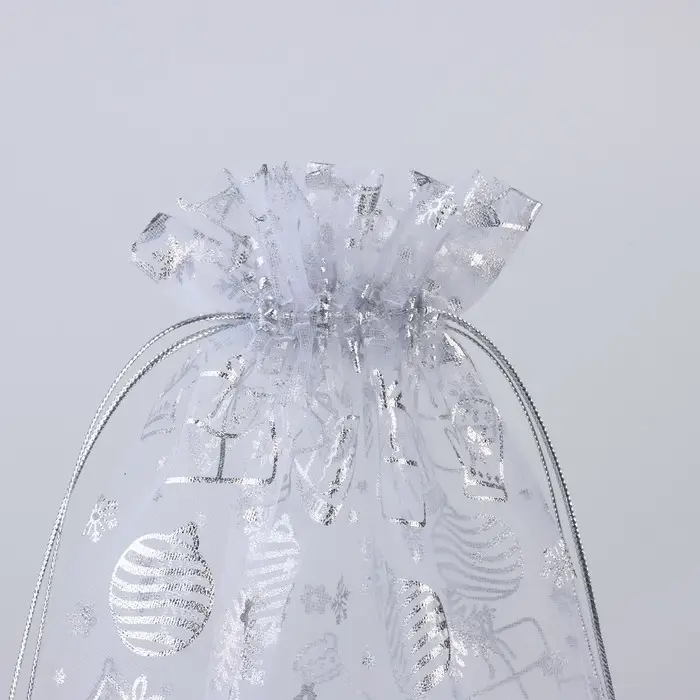 Мешочек подарочный &laquo;Новогодние подарки&raquo;, органза, белый, 20 х 30 см