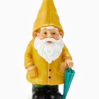 Садовая фигура "Гном в дождевике" 10х7х19см