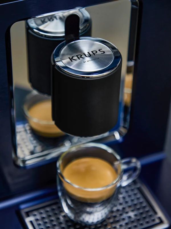 Автоматическая кофемашина Evidence EA89W410, с капучинатором