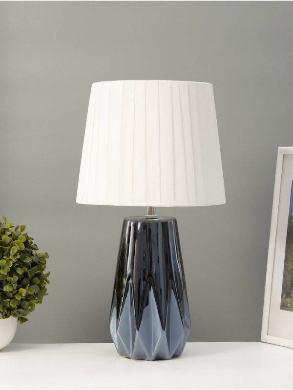 Настольная лампа "Грация" 1х40Вт Е14 глубинный синий перламутр 22х22х41см