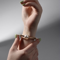 Браслет металл &laquo;Жемчужный&raquo; одна бусина, цвет золото