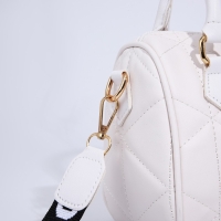 Сумка-саквояж на молнии, цвет белый Сумка-саквояж на молнии, цвет белый