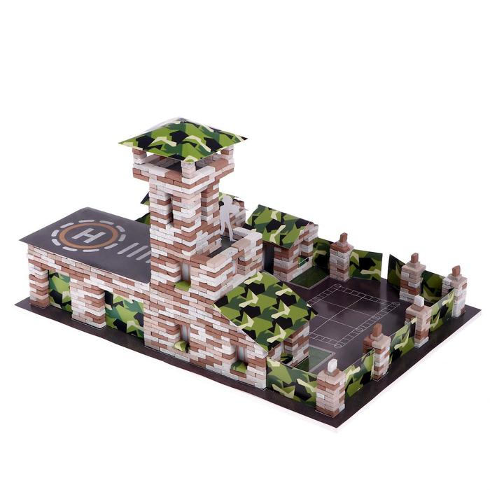 Конструктор из кирпичиков &laquo;Военная база&raquo;, 1031 деталь