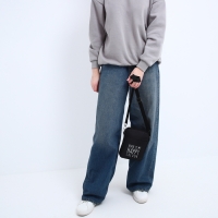 Сумка молодёжная на длинном ремне Black is my happy color, 20 х 15 х 3 см, отдел на молнии, цвет чёрный