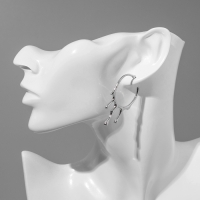 Серьги металл &laquo;Капли&raquo; стекающие, цвет серебро