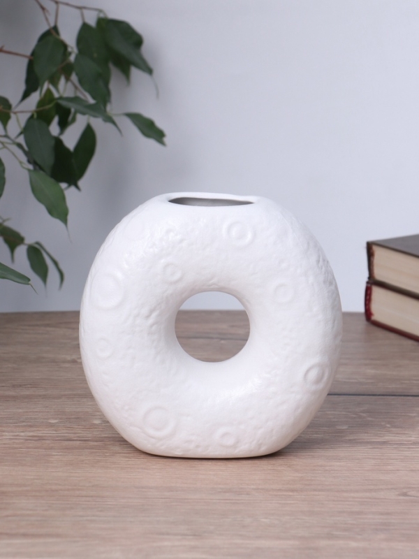 Ваза керамика настольная "Мэйбл" 16х15 см, белый