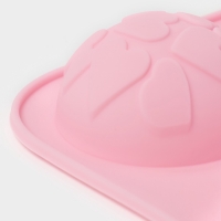 Форма для выпечки Доляна &laquo;Ассорти&raquo;, силикон, 8 ячеек, 26&times;14&times;2.5 см (d=5 см), розовая