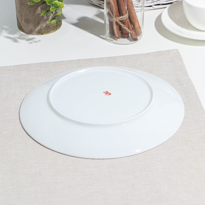 Тарелка фарфоровая Points, d=24 см