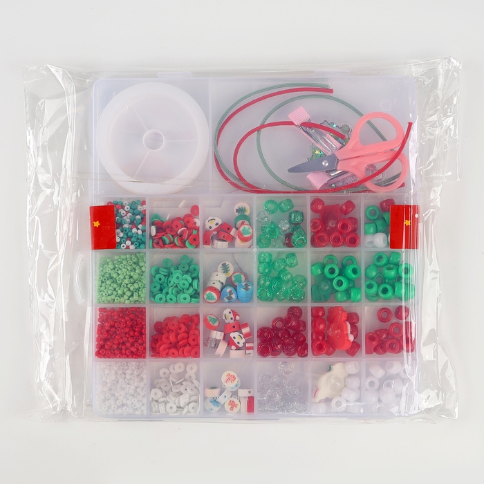 Набор для творчества «Новогоднее украшение из бусин» Набор для творчества «Новогоднее украшение из бусин»