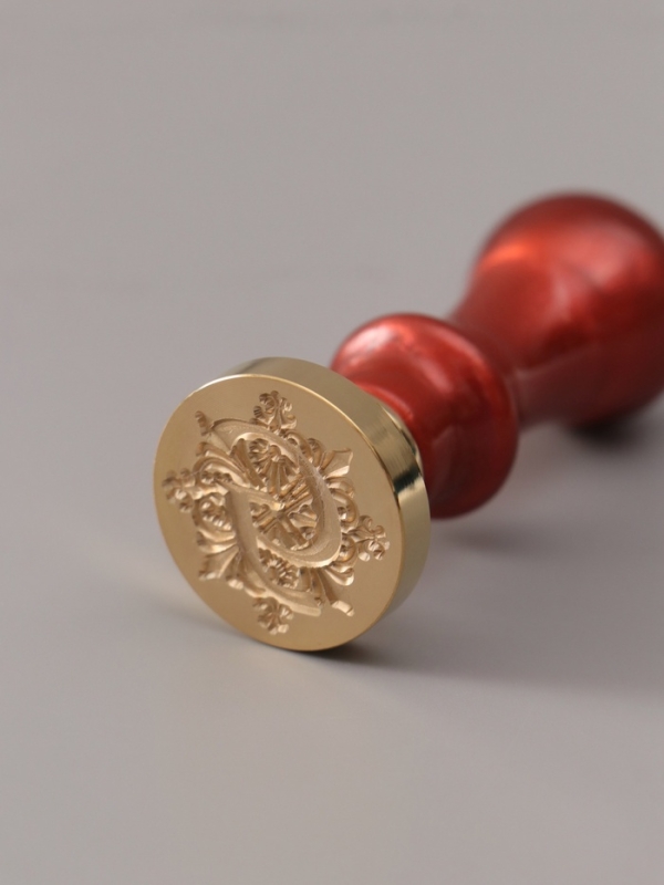 Печать для сургуча с пластиковой ручкой "Буква G на вензеле" 2,5х2,5х6,3 см