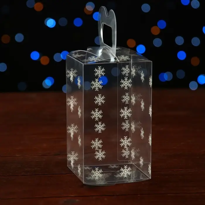 Коробка подарочная новогодняя складная ПВХ &laquo;Снежинки&raquo; 12&times;7&times;7 см