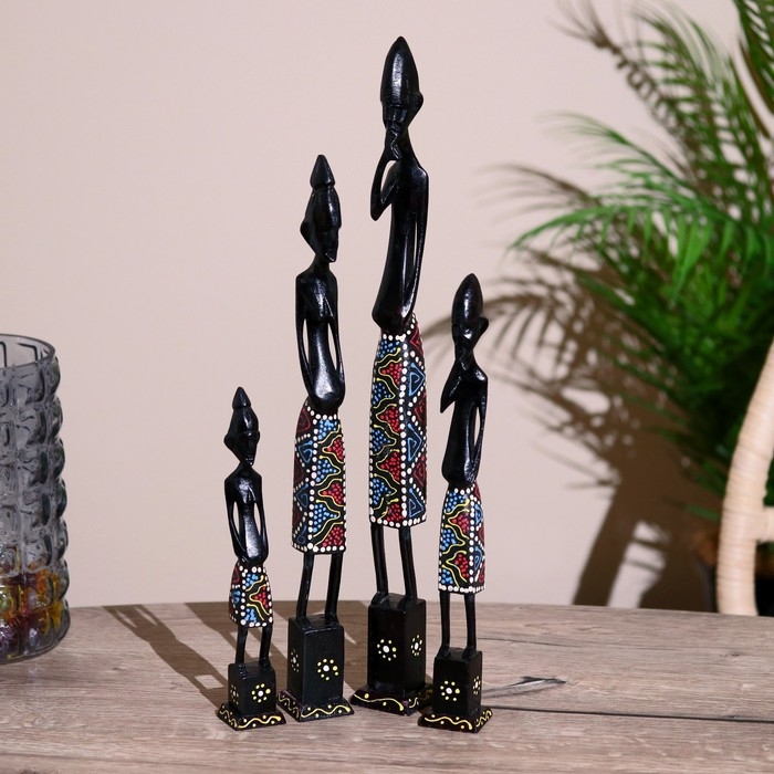 Статуэтки "Семья аборигенов" дерево (набор 4 штуки) 40,30,25,20 см   МИКС