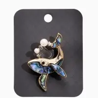 Брошь &laquo;Кит галиотис&raquo;, зелёная в золоте