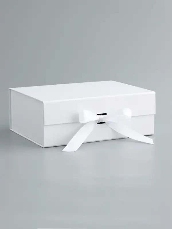 Коробка подарочная с бантом складная 29 х 22 х 10,5 см Белая