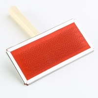 Пуходерка Wood большая узкая без капель, деревянная ручка, 12 х 13 см, микс Пуходерка Wood большая узкая без капель, деревянная ручка, 12 х 13 см, микс