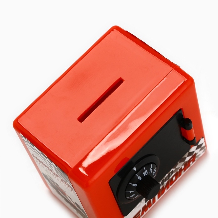 Копилка-сейф &laquo;Всегда первый&raquo;, 8,8 х 8,8 см