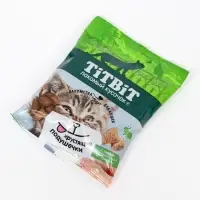 Лакомство для кошек Titbit Хрустящие подушечки, сыр/паштет из кролика, 30 г